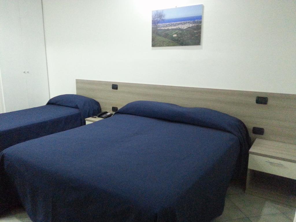 Hotel Poseidon Corigliano Calabro Eksteriør bilde