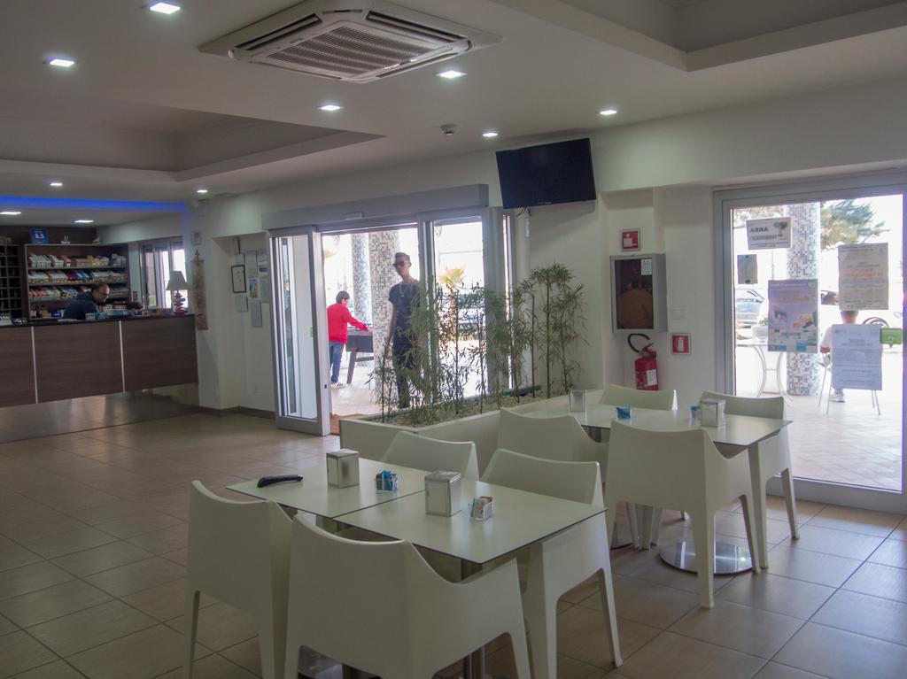 Hotel Poseidon Corigliano Calabro Eksteriør bilde